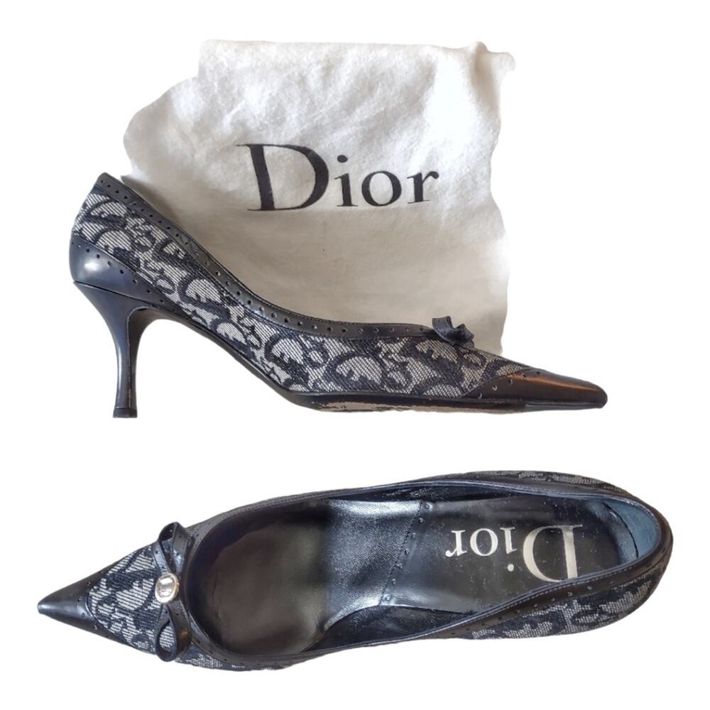 DIOR Black Diorissimo Monogram Pumps Size 8.5 Pointed Toe Kitten Style Heels
